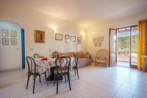 Dining - Nicola Apartment (Marina di Campo)