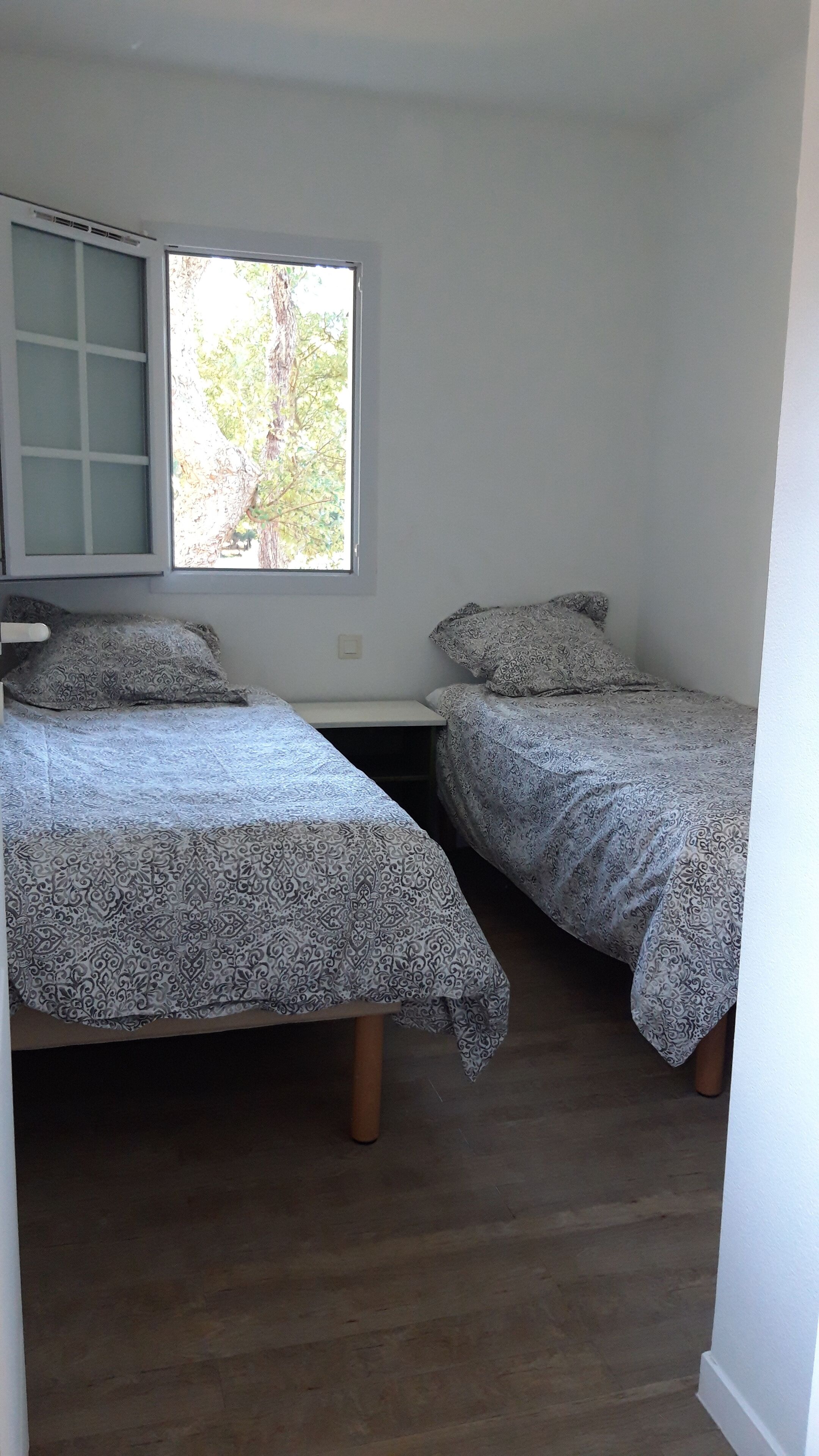 Moliets golf house with trees between land and sea