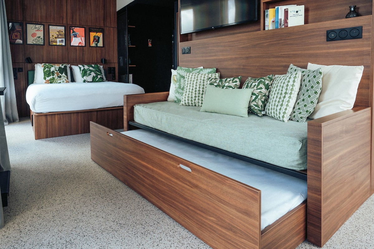 Familienzimmer | Hochwertige Bettwaren, Verdunkelungsvorhänge, schallisolierte Zimmer