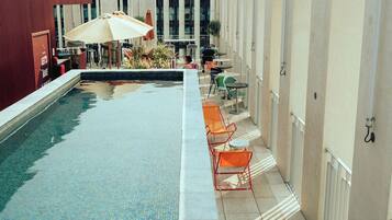 Seasonal outdoor pool