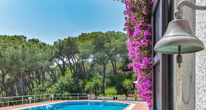 Villa Ottagonale, Capo Perla