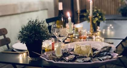 VILLA CONSTANTINE A 2 PAS DU PORT DE BOYARDVILLE