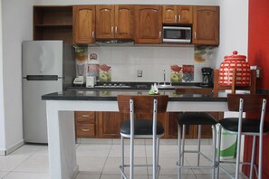 Superior Single Room | Private kitchen - Melaque Paradise (San Patricio Melaque)