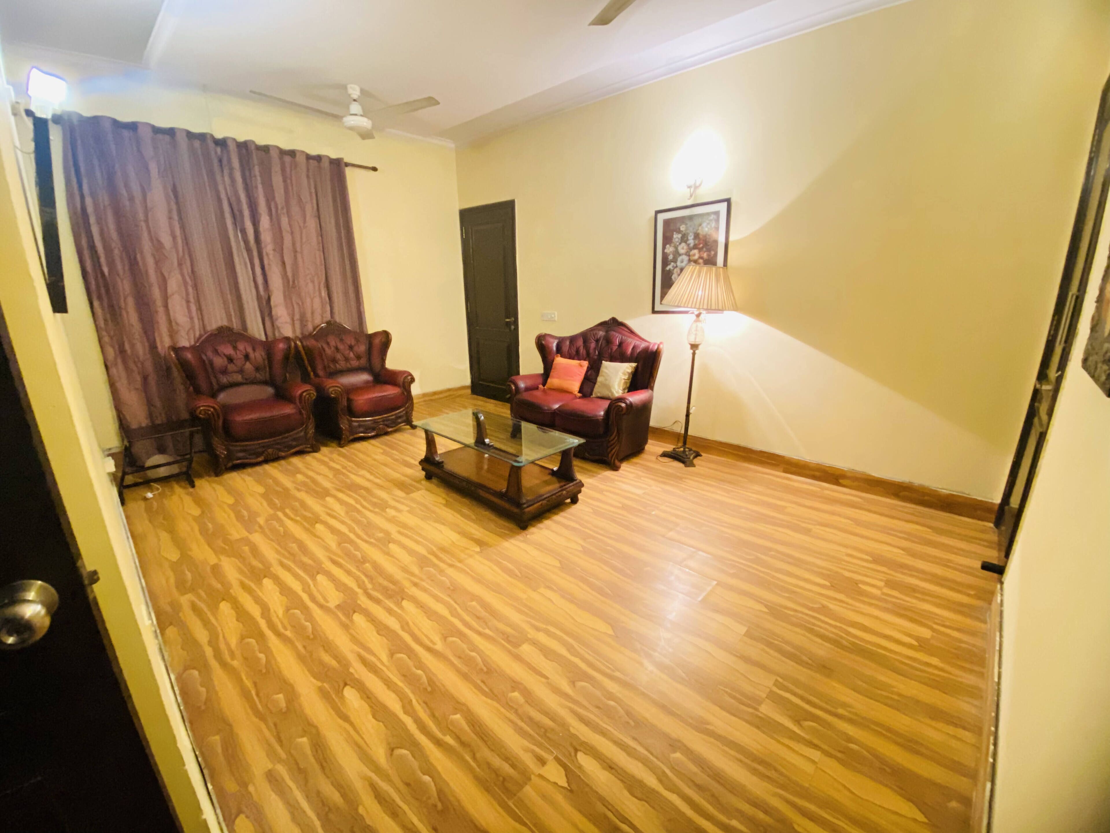 Lovely 7BHK Unit/Spacious Entire Two floors
