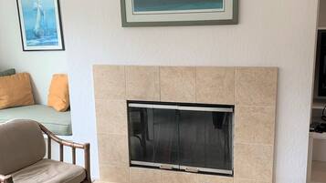 TV, fireplace, DVD player, offices