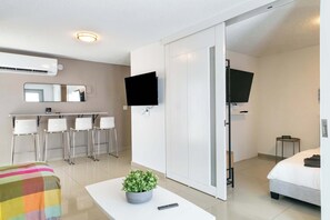4 chambres, bureau, fer et planche à repasser, Wi-Fi