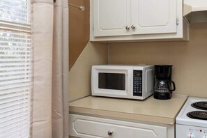 Unclassified image, 5 of 28, button - Near Downtown, Parks & Museum - Midtown Back House (Columbus)