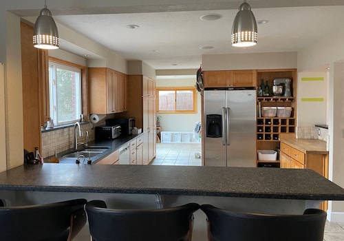 Spacious and Comfy w Hot Tub & Home Theater