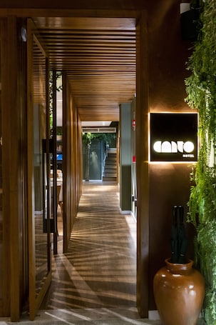 Front of property. Canto Hotel