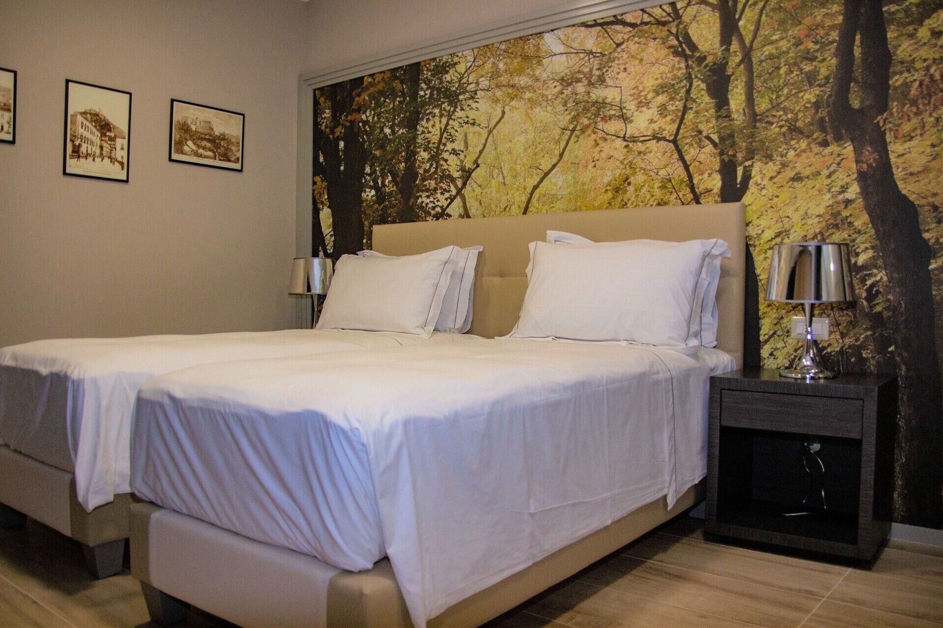 Premium bedding, down duvets, minibar, in-room safe