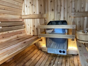 Apartment, 1 Queen Bed | Sauna