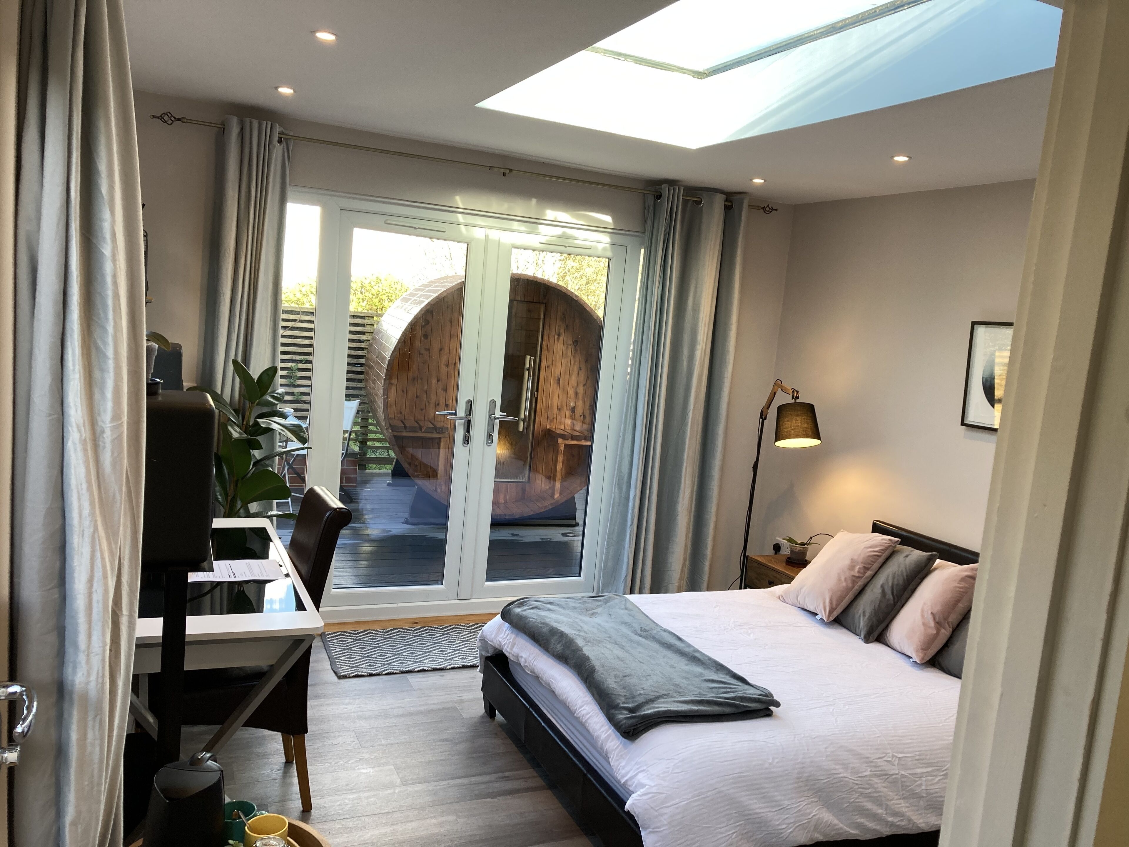 1 غرفة نوم وواي فاي مجانًا وملاءات أسرّة