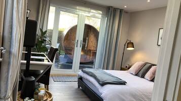 Apartemen, 1 Tempat Tidur Queen | 1 kamar tidur, Wi-Fi gratis, dan seprai linen