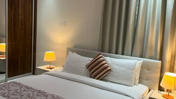 Deluxe Apartment, 2 Bedrooms, City View | 2 bedrooms, Egyptian cotton sheets, premium bedding, down comforters