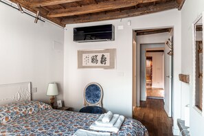 2 Schlafzimmer, Zimmersafe, Schreibtisch, kostenloses WLAN