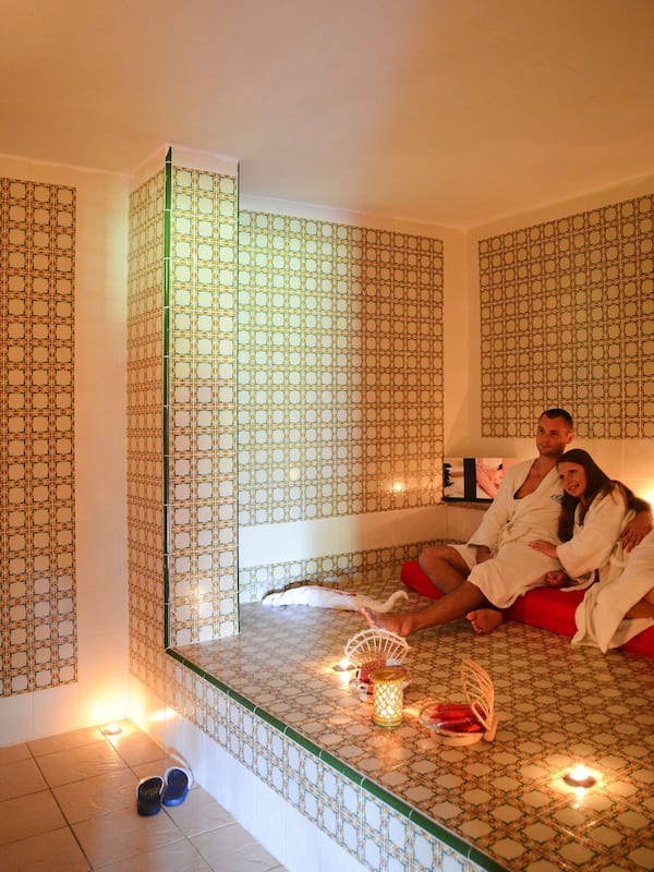Couples treatment room(s), sauna, steam room, Turkish bath/hammam