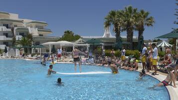 Außenpool (je nach Saison geöffnet)