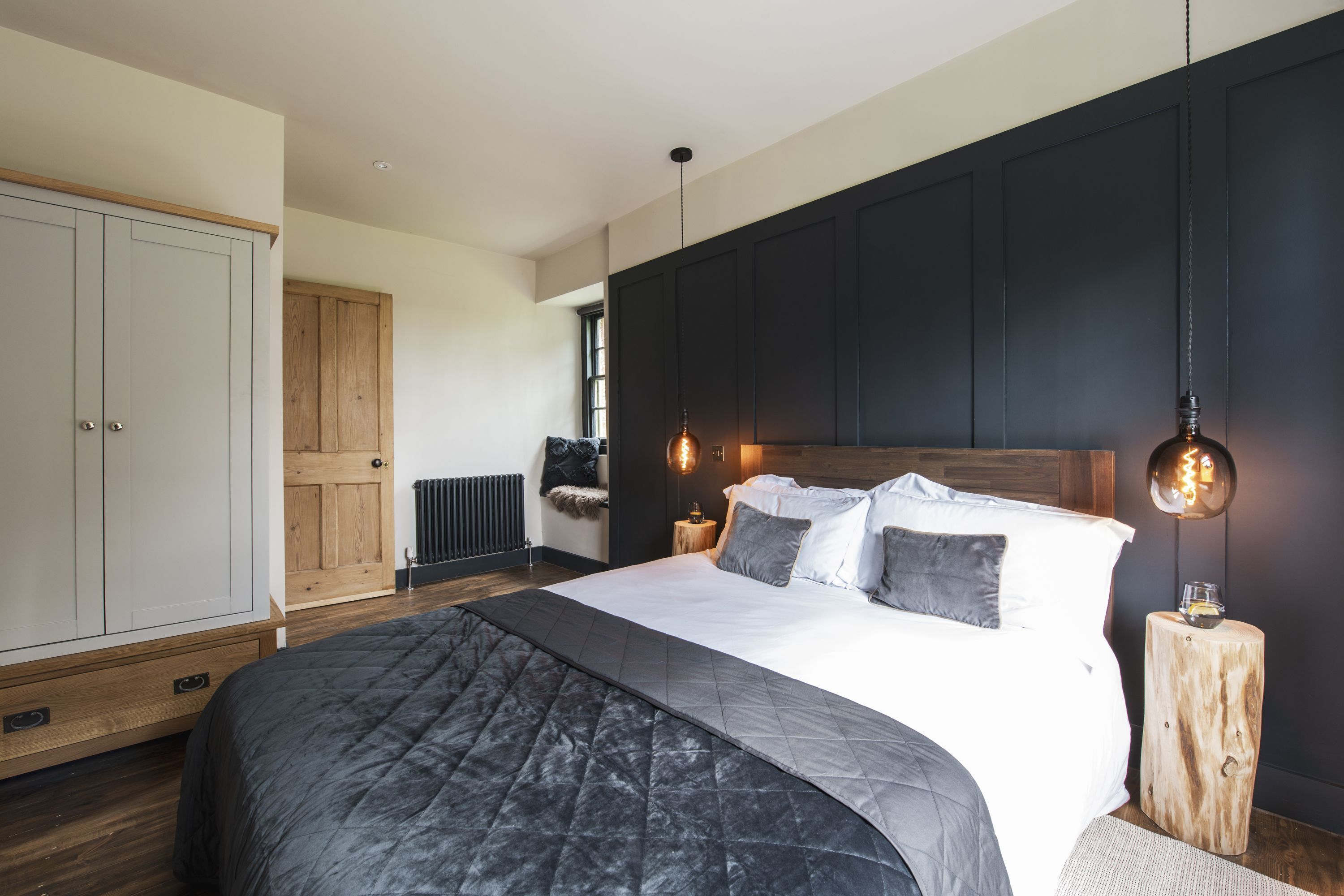 4 chambres, fer et planche à repasser, Wi-Fi gratuit, draps fournis