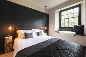 4 dormitorios, tabla de planchar con plancha, wifi gratis y ropa de cama