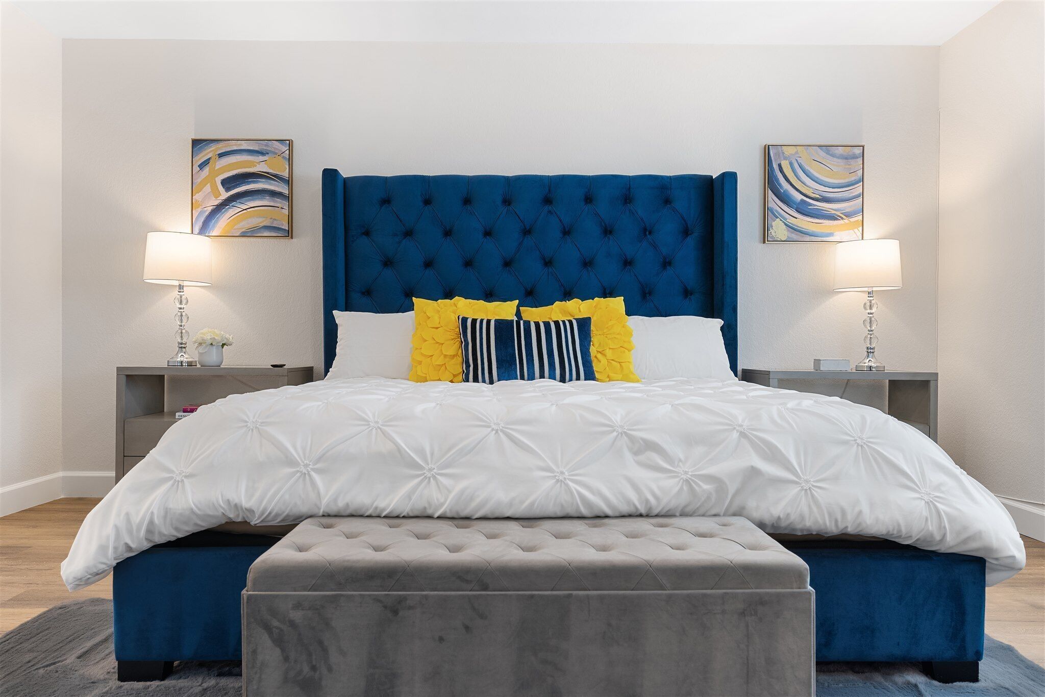 Shop, Golf, Play - Home with fabulous pool & backyard