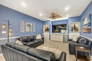 TV, videospill og DVD-spiller