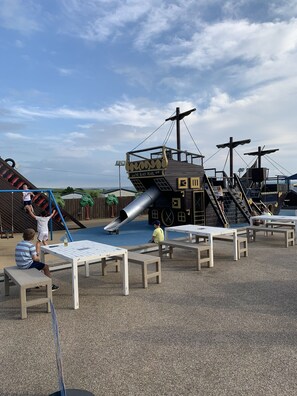 House | Pool - Comfy House, Sleeps 4, in Bude Cornwall, England (Bude)