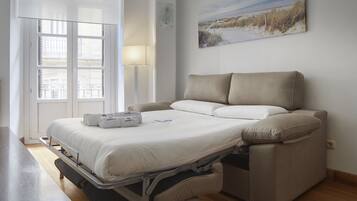 1 chambre, fer et planche à repasser, Wi-Fi gratuit, draps fournis