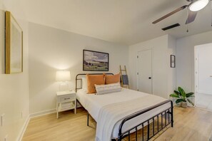 1 bedroom, desk, iron/ironing board, travel cot