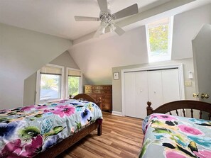 5 habitaciones, tabla de planchar con plancha y wifi gratis 