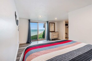 4 dormitoris, planxa i posts de planxar, wifi gratuïta i roba de llit 