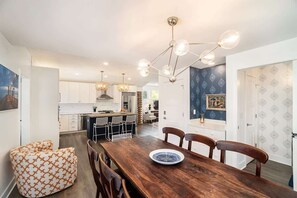 Dining - SH Cottage (South Haven)