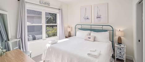 3 chambres, bureau, fer et planche à repasser, Wi-Fi gratuit