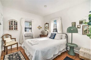 3 bedrooms, iron/ironing board, travel cot, free WiFi