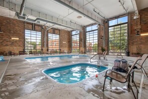 Indoor pool, a heated pool - Broadway Getaway (South Haven)