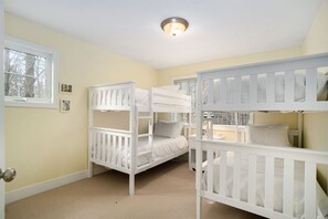 3 Schlafzimmer, Bügeleisen/Bügelbrett, Reisekinderbett, kostenloses WLAN