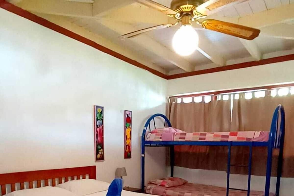 Basic Quadruple Room | Free WiFi, bed sheets