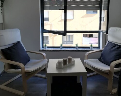 A cozy house between the countryside and the city. Pets allowed!