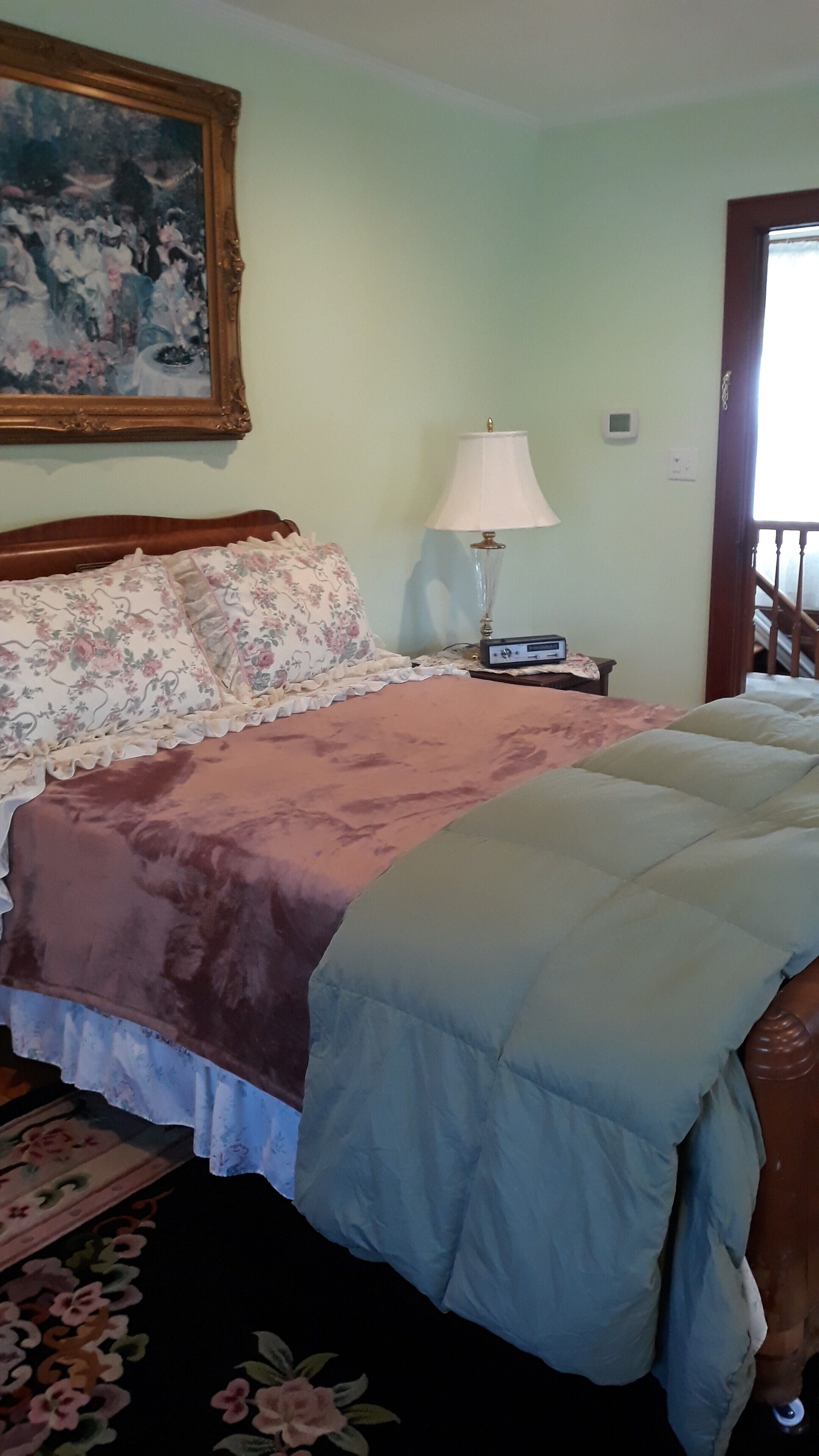 Special Second Day Columbus Month discounts @ the River. Text host for discount