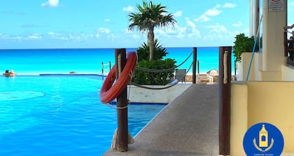 Cancun Plaza - Best Beach