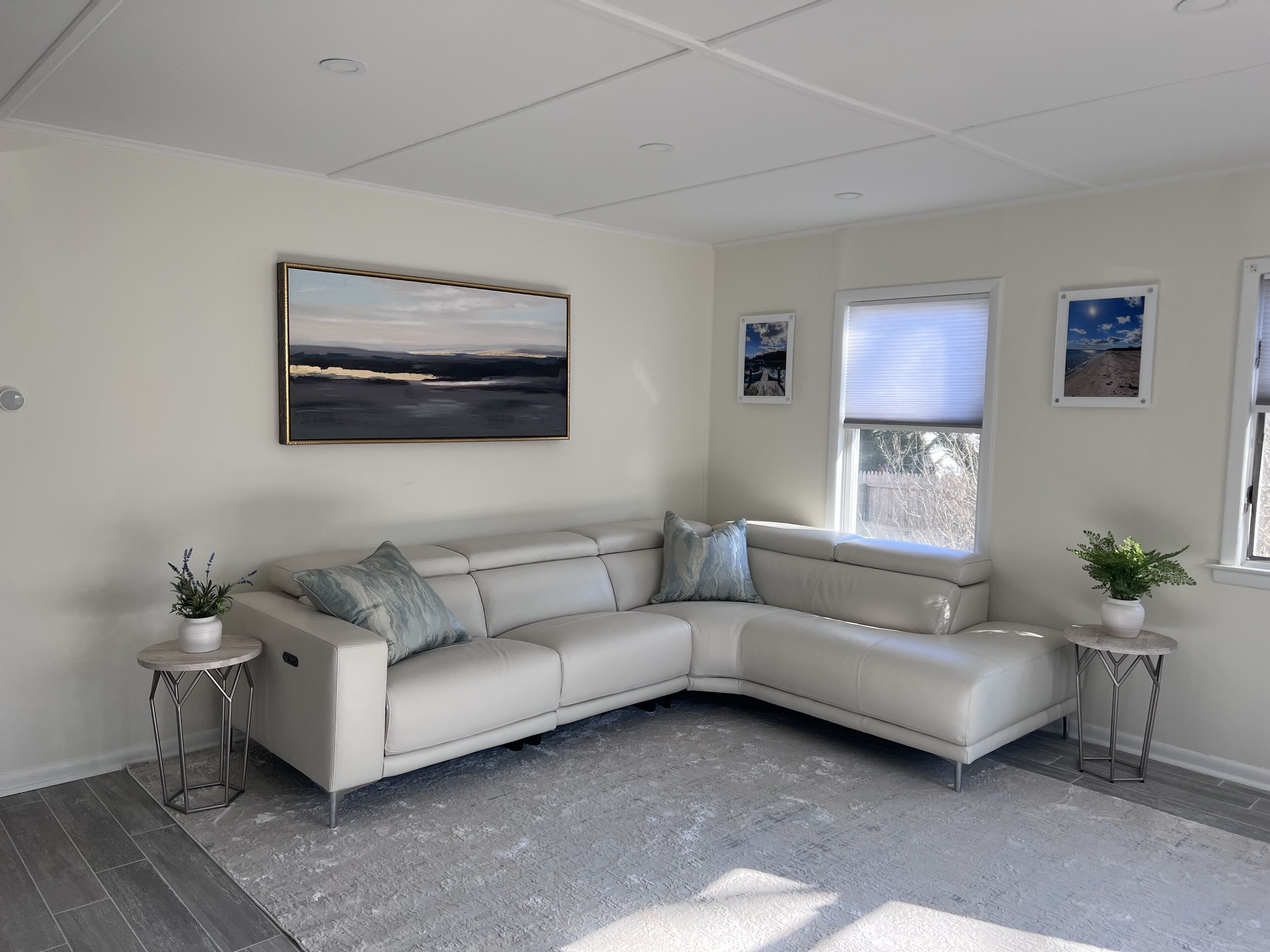 Newly renovated North Fork beach house! 5 mins from the beach w/ new game room