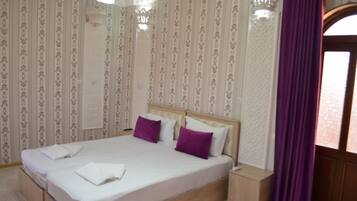 9 Schlafzimmer, WLAN