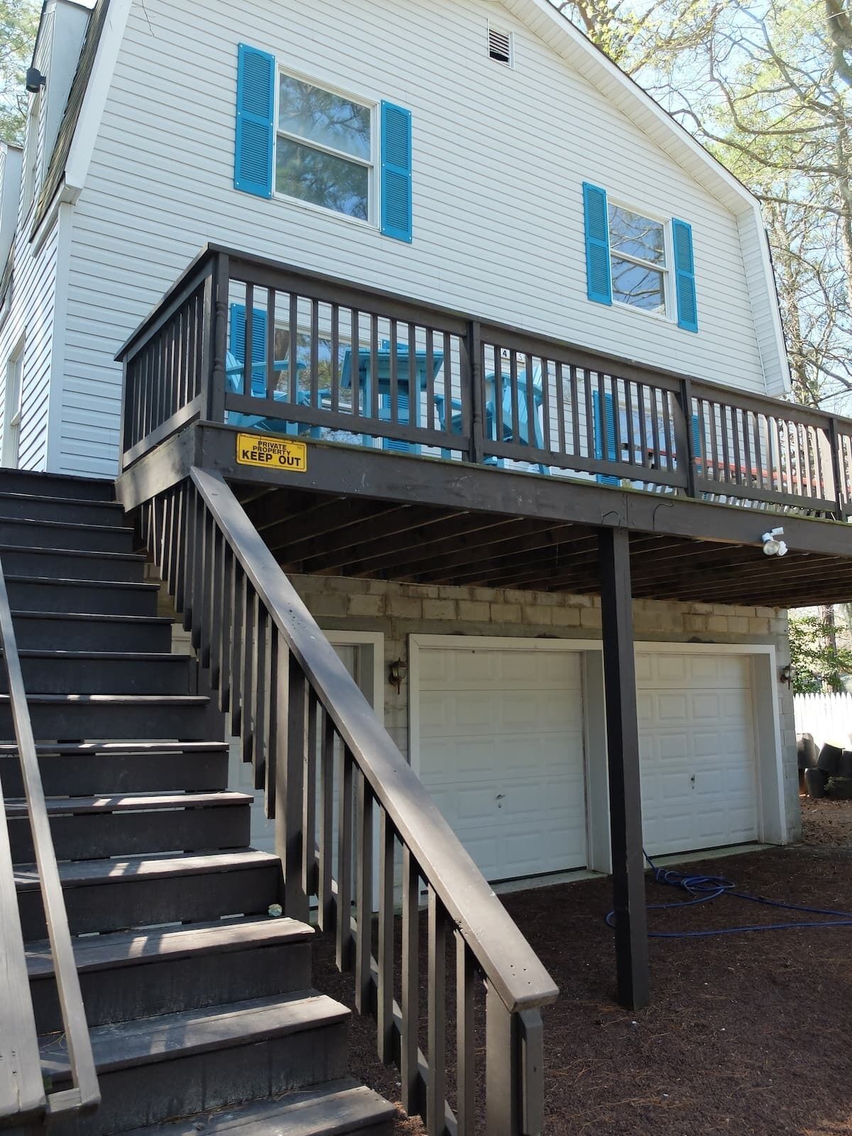 ~The Owl's Nest~ Between Beach & Bay on 142nd St!