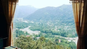 Chambre Triple Confort | Décoration personnalisée, ameublement personnalisé