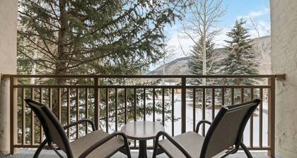 The Wren One Bdr One Bath Full Kitchen Condo VAIL Walk to lift