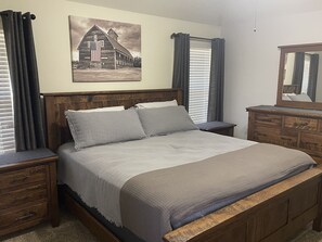 3 camere, ferro/asse da stiro, Wi-Fi gratuito, lenzuola