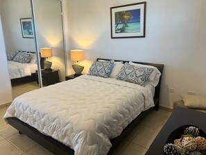 2 habitaciones, tabla de planchar con plancha y wifi gratis 