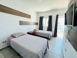 Tabla de planchar con plancha y wifi gratis 