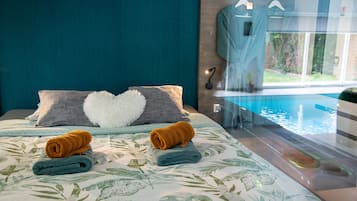 Suite Romantique, salle de bains privée, vue jardin