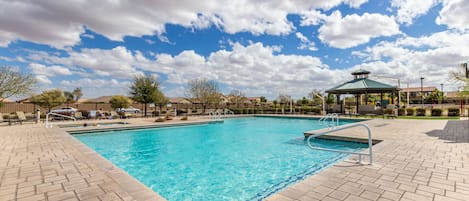 Pool | Outdoor pool, a heated pool