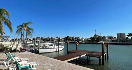 Anchors UP #1; WALK to Beach/Bars/Dining